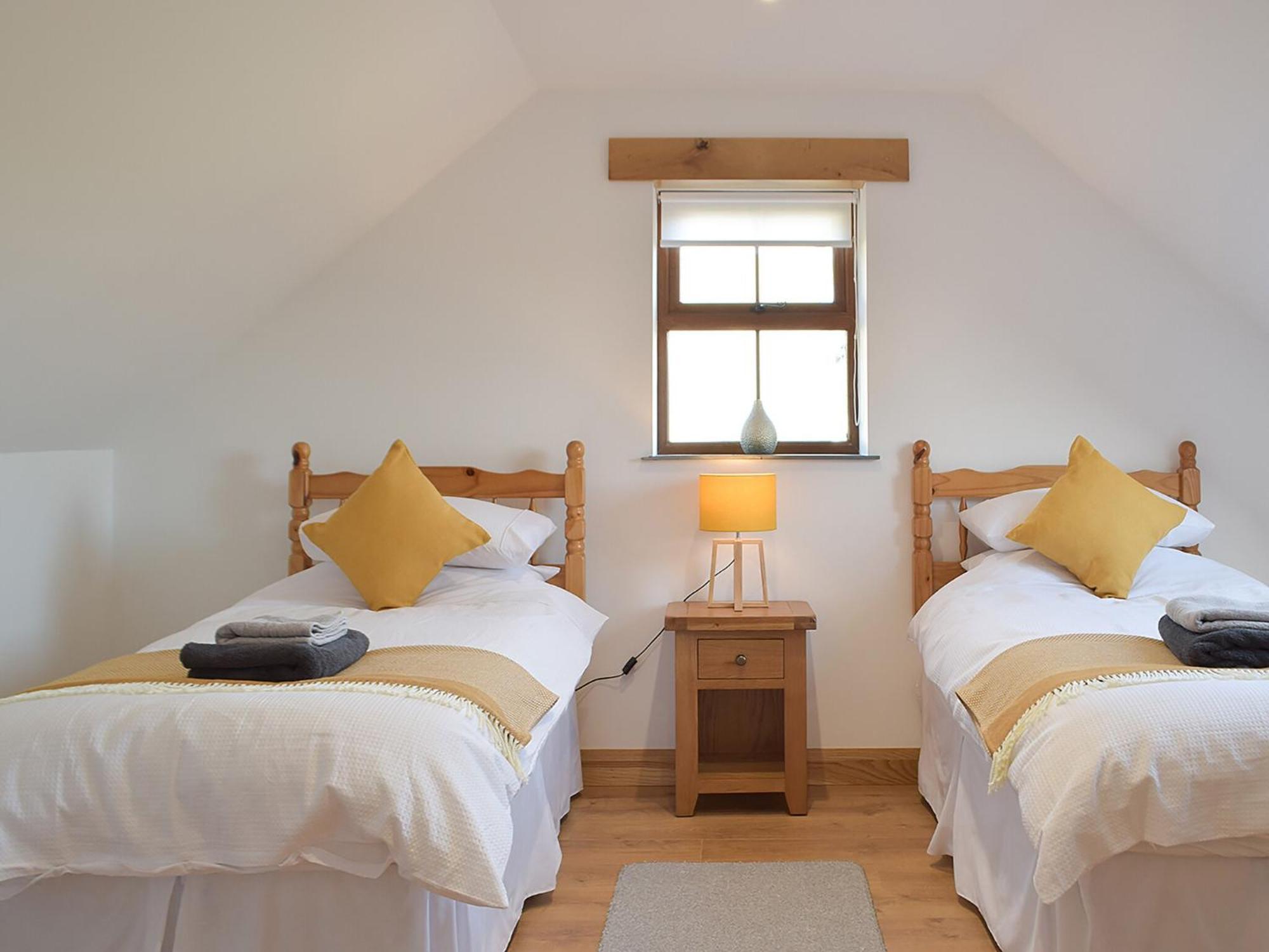 Y Beudy Bach Villa Pont-y-Berem Kültér fotó